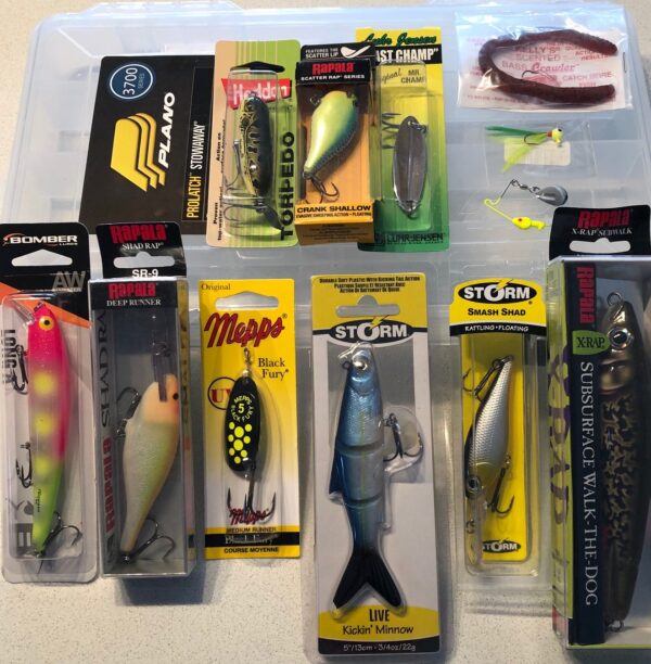 Pourvoirie_Lachine_Bait_and_Tackle_Ron_Deluxe_Tackle_Lure_Box